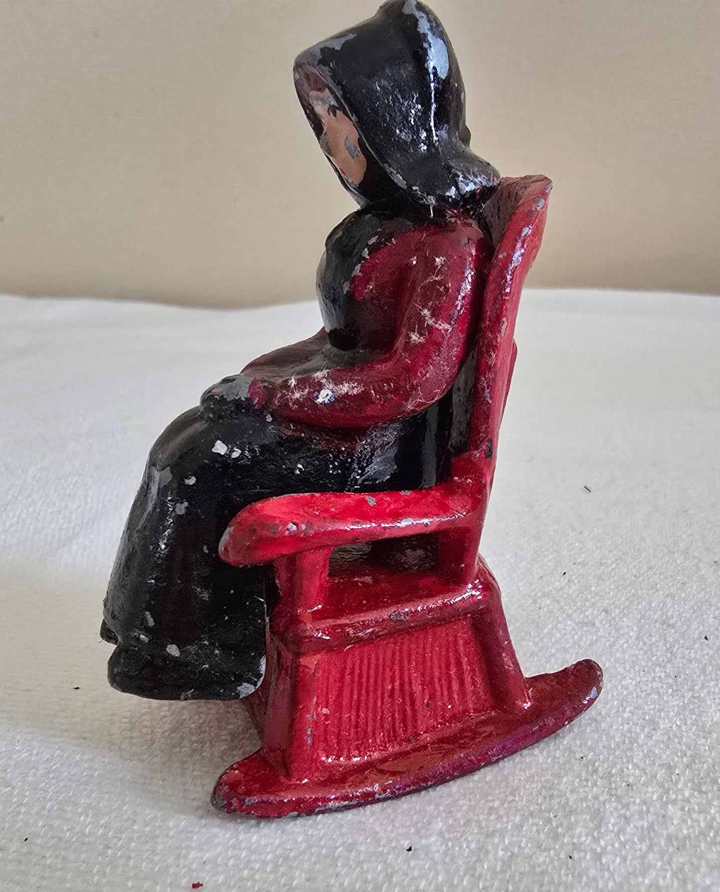 Vintage Cast Iron Amish Woman on Rocking Chair Salt and Pepper Shakers