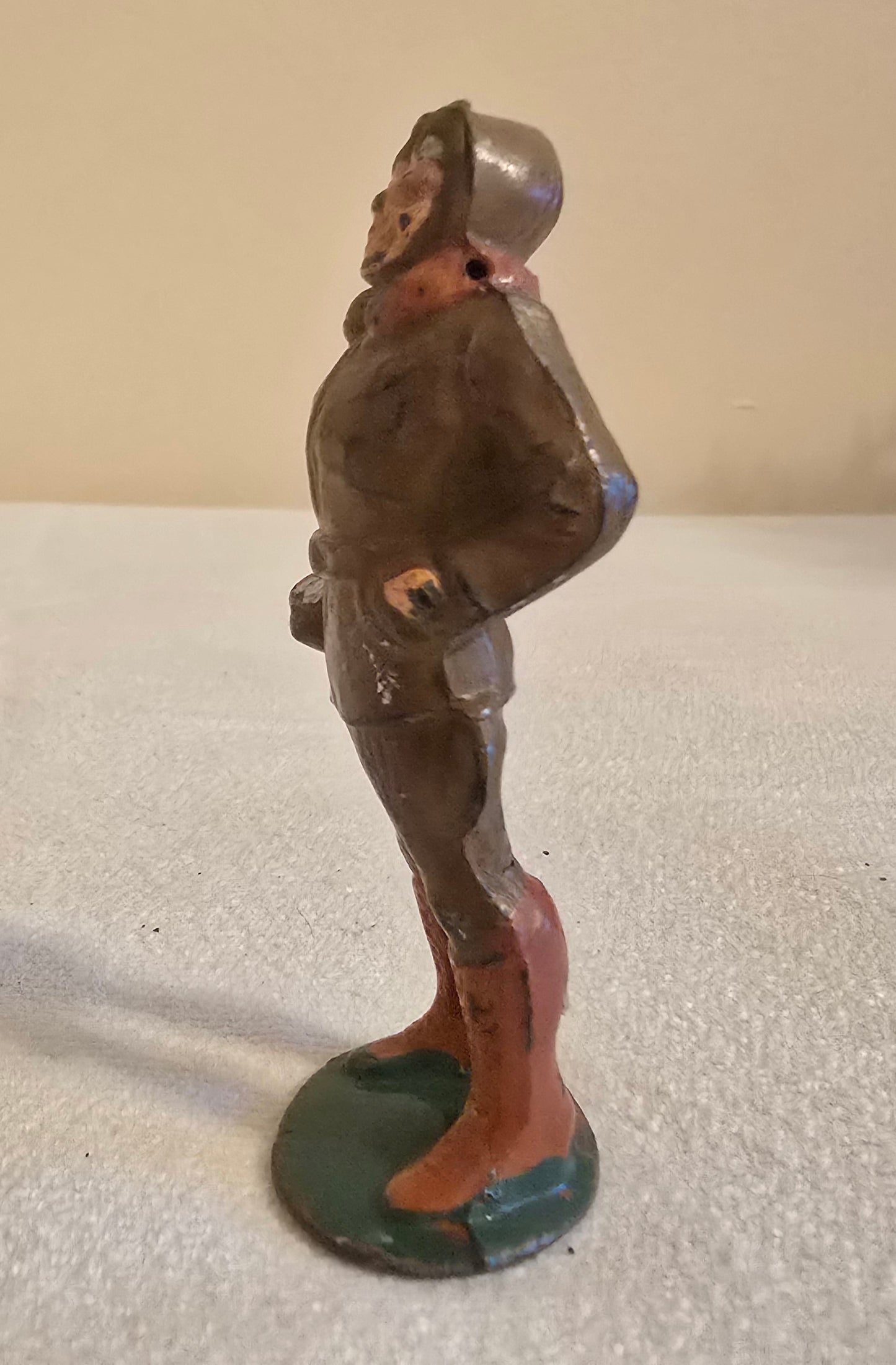 Vintage Manoil Barclay #34 Lead Toy Soldier Standing Pilot