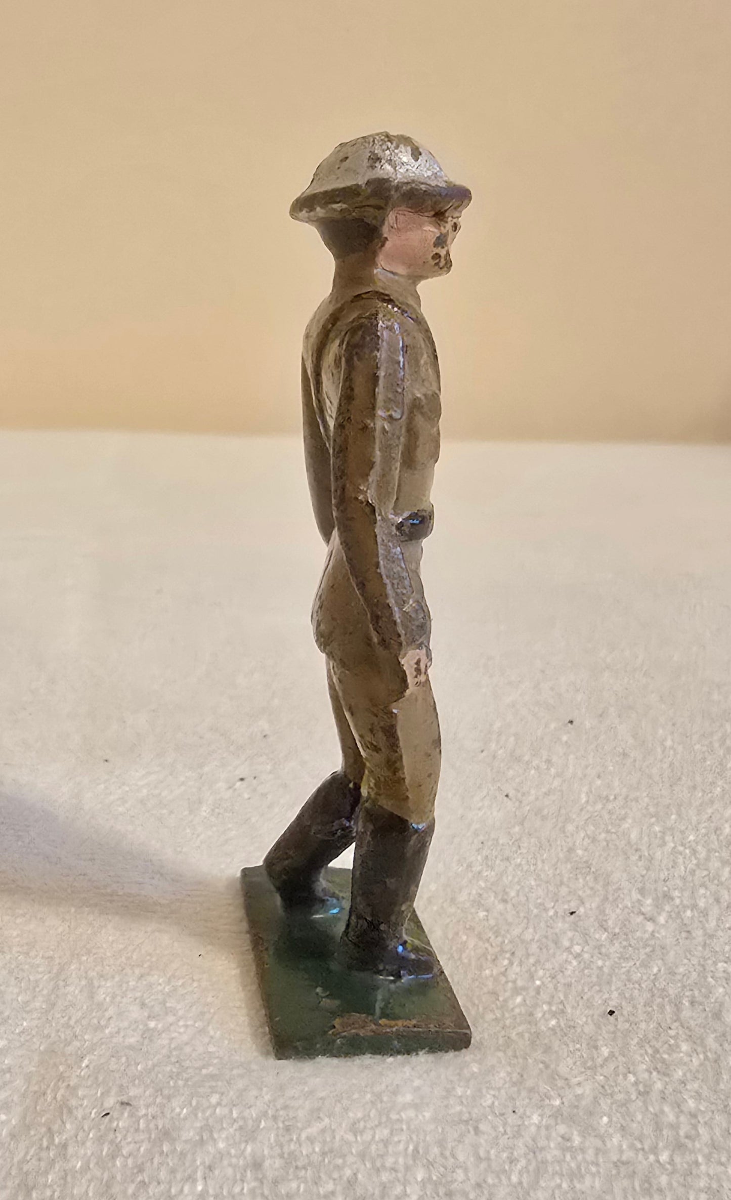 Vintage Manoil Barclay Lead Toy Soldier Standing