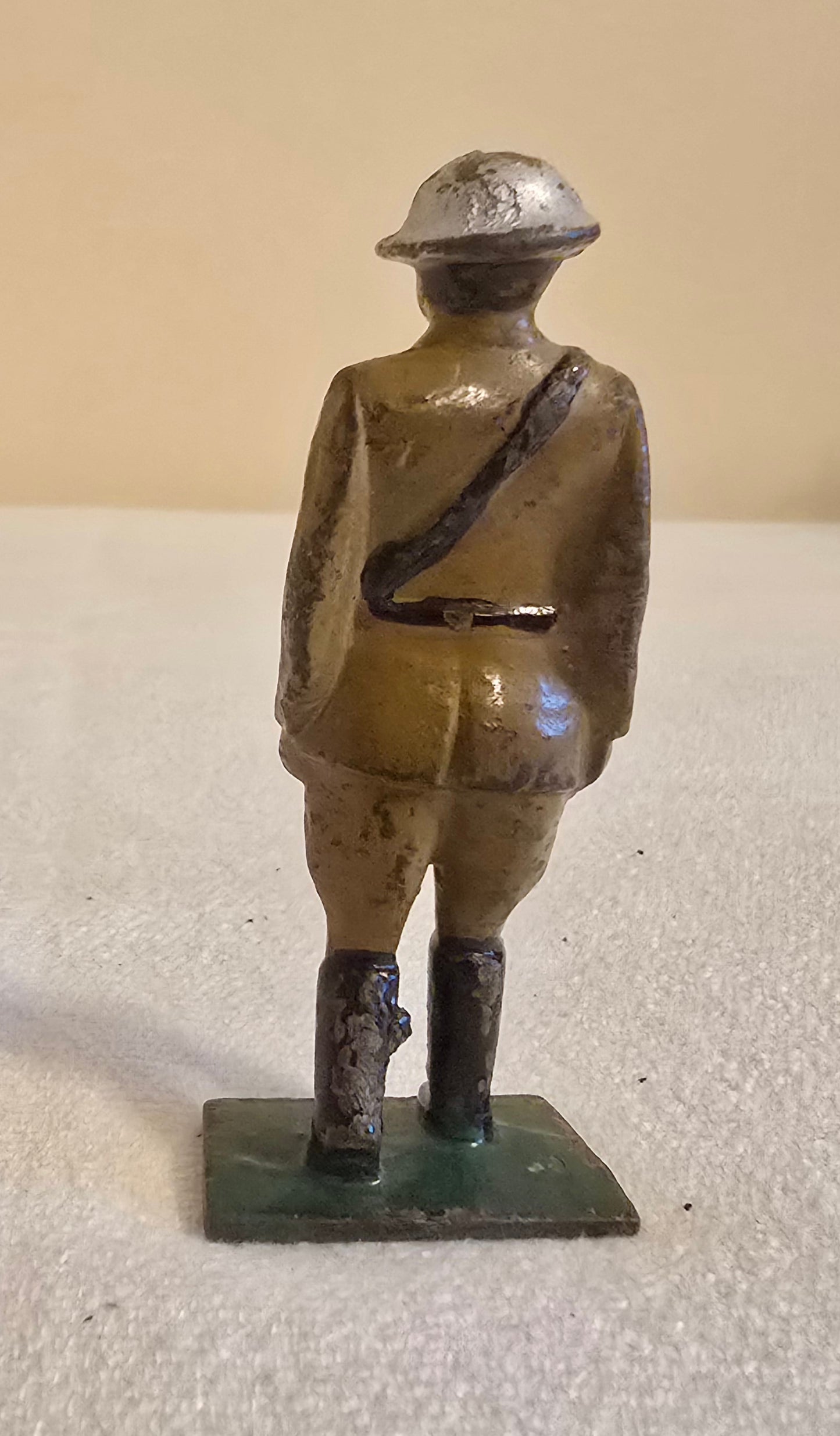 Vintage Manoil Barclay Lead Toy Soldier Standing