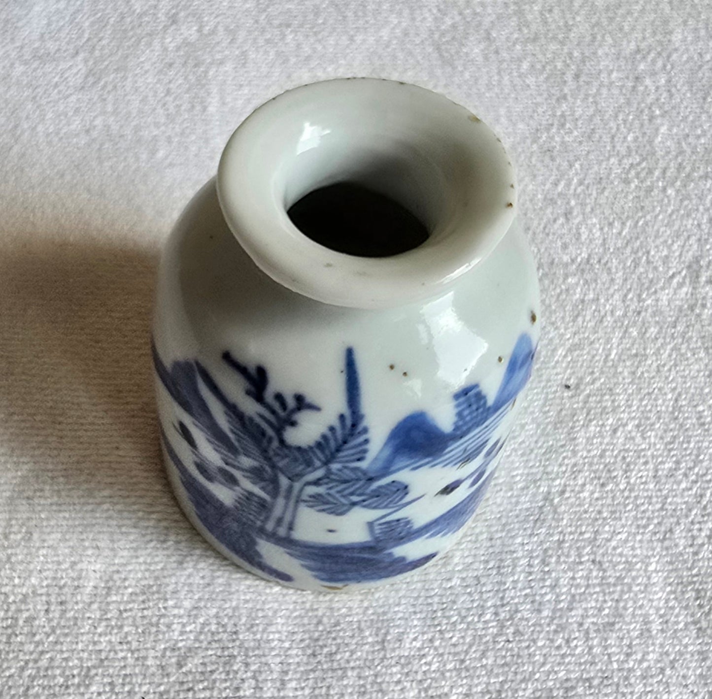 Antique Asian Chinese Brush Washer Ink Pot Porcelain Jar Hand Painted Blue & White
