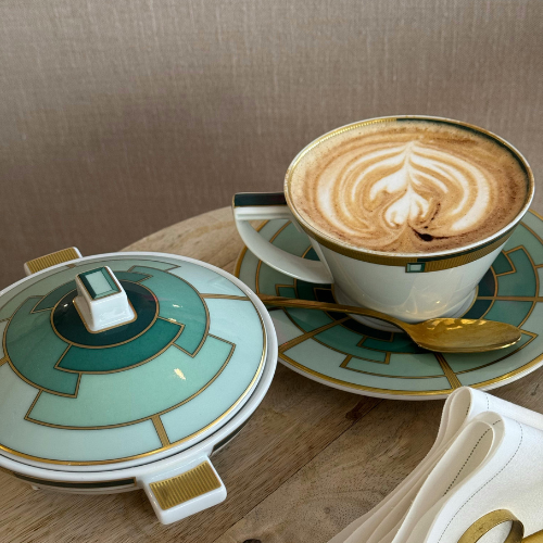 The History Behind Popular Vintage Styles: Mid-Century, Art Deco, and More — A Vintage Vault Perspective