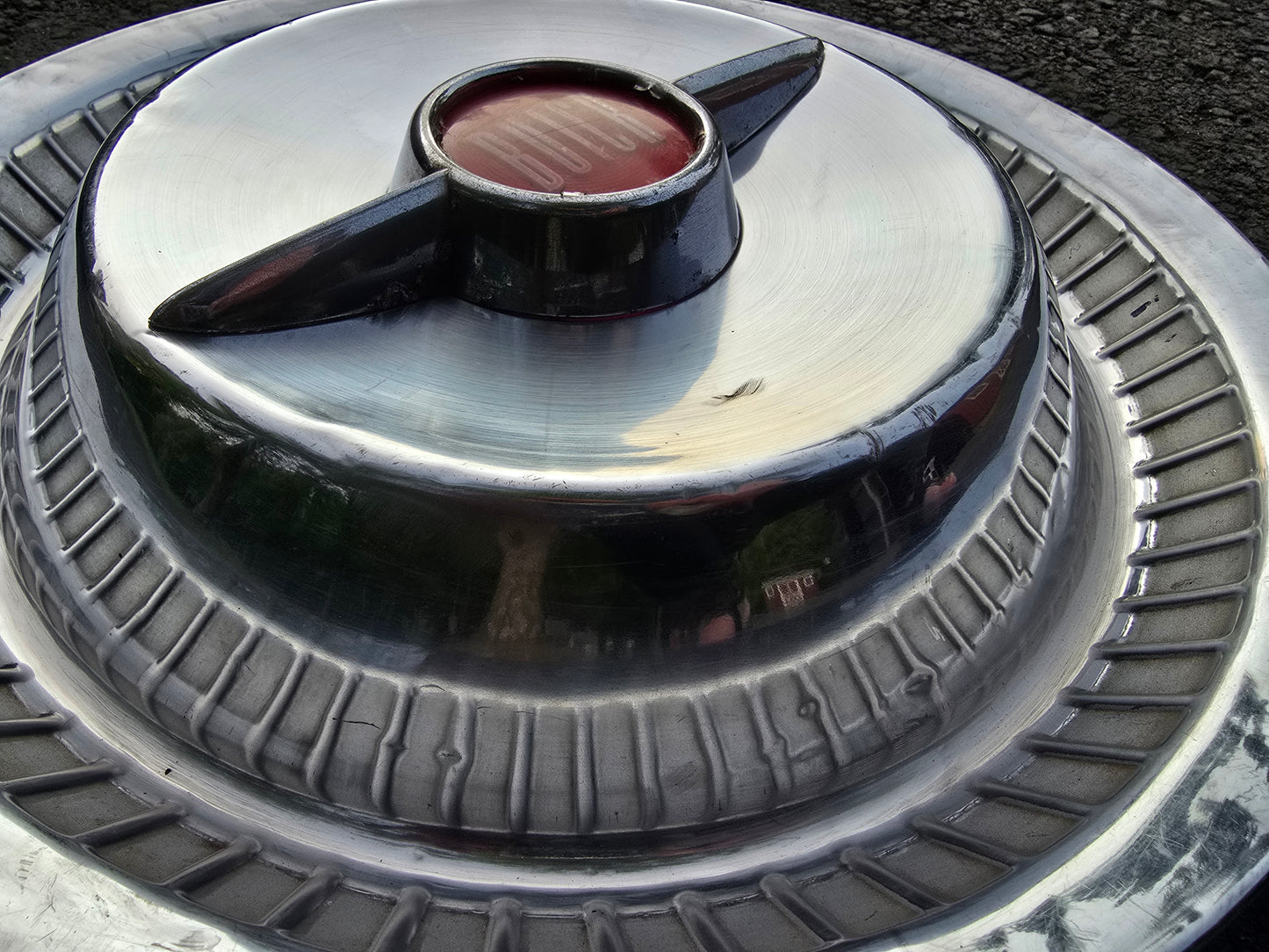 Single Vintage 1955 Buick Roadmaster Flipper Spinner Hubcap