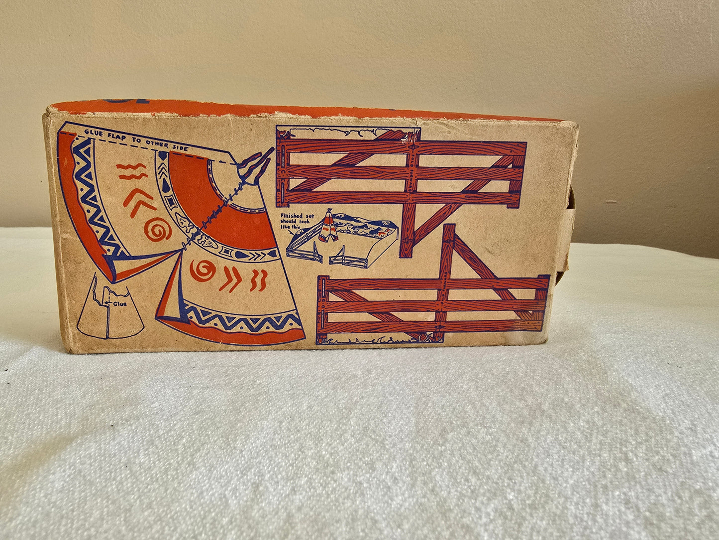 Vintage Set of 100 Cowboys and Indians Plastic Toys in Original Box