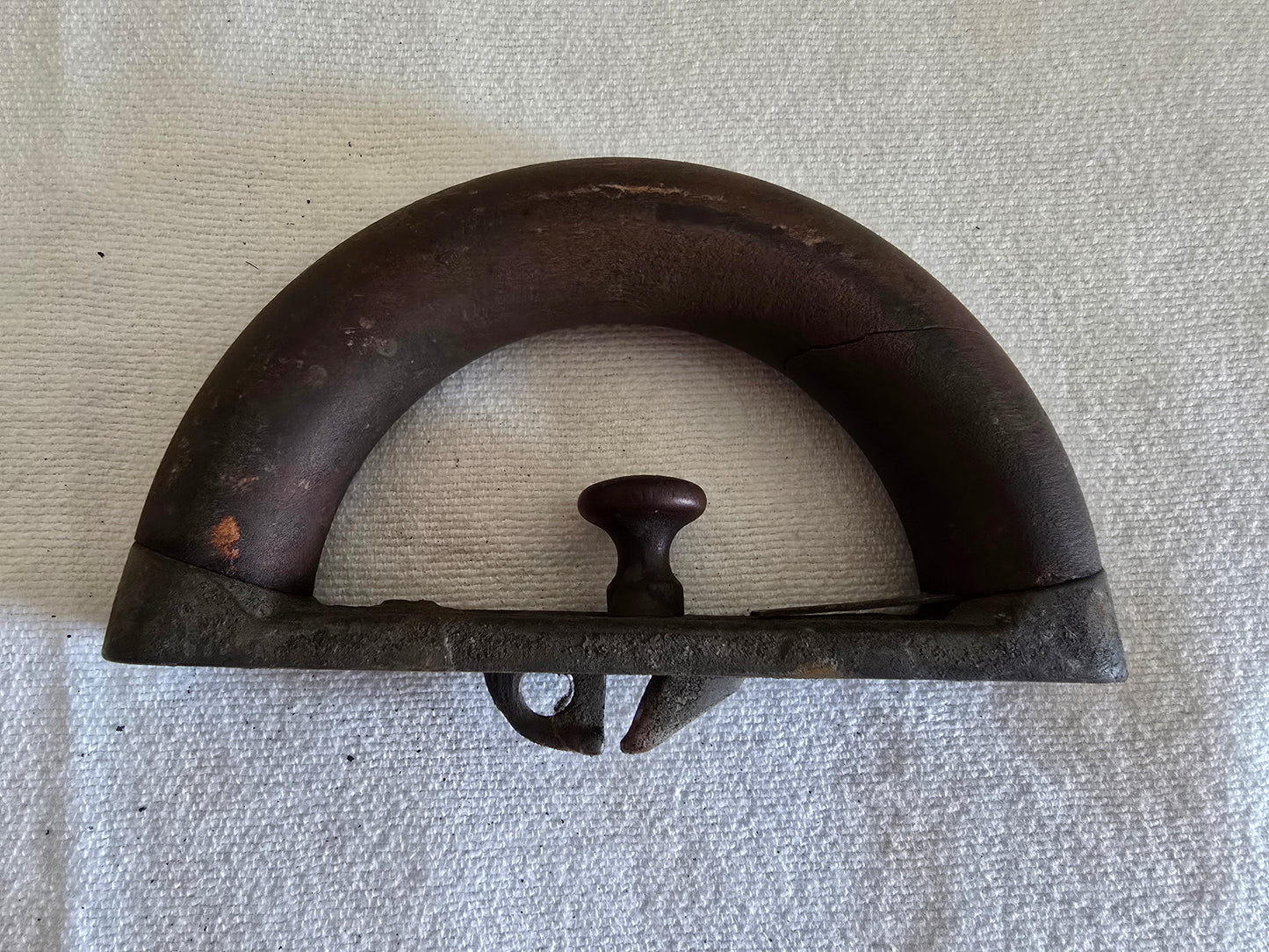 Antique Colebrookdale Iron Co. Pottstown PA Sad Iron with Matching Trivet