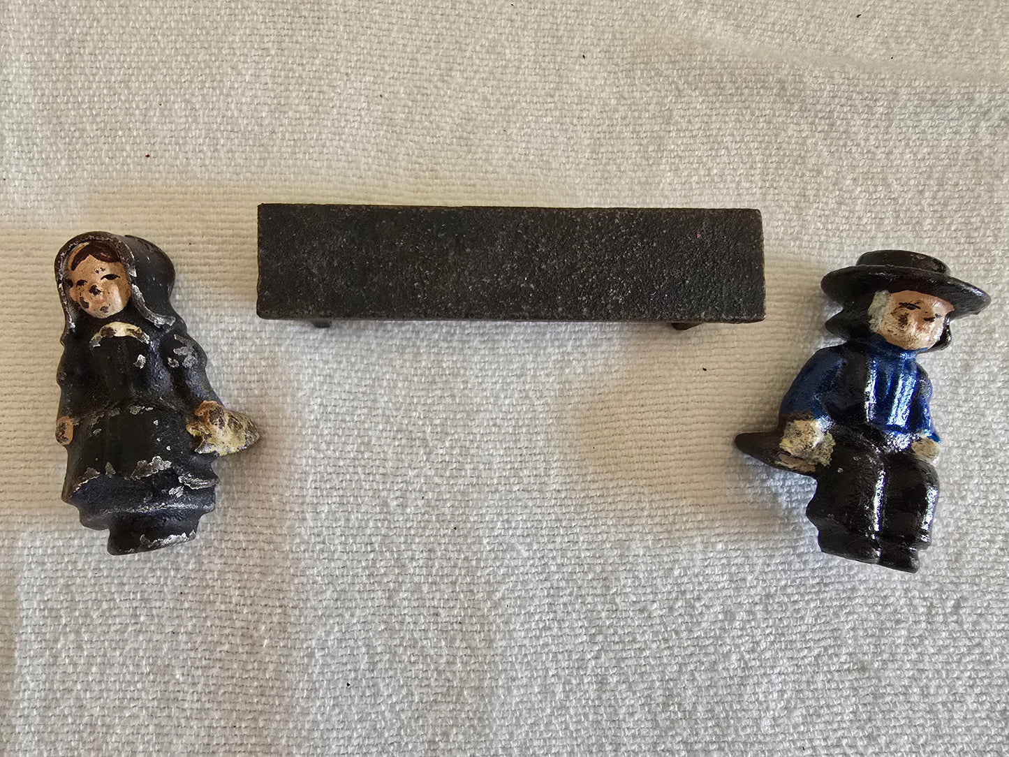 Vintage Cast Iron Amish Man and Woman on Bench