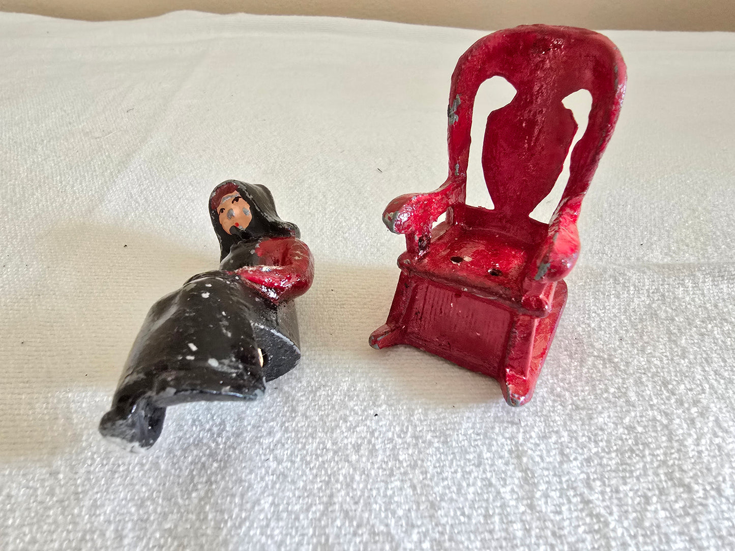 Vintage Cast Iron Amish Woman on Rocking Chair Salt and Pepper Shakers