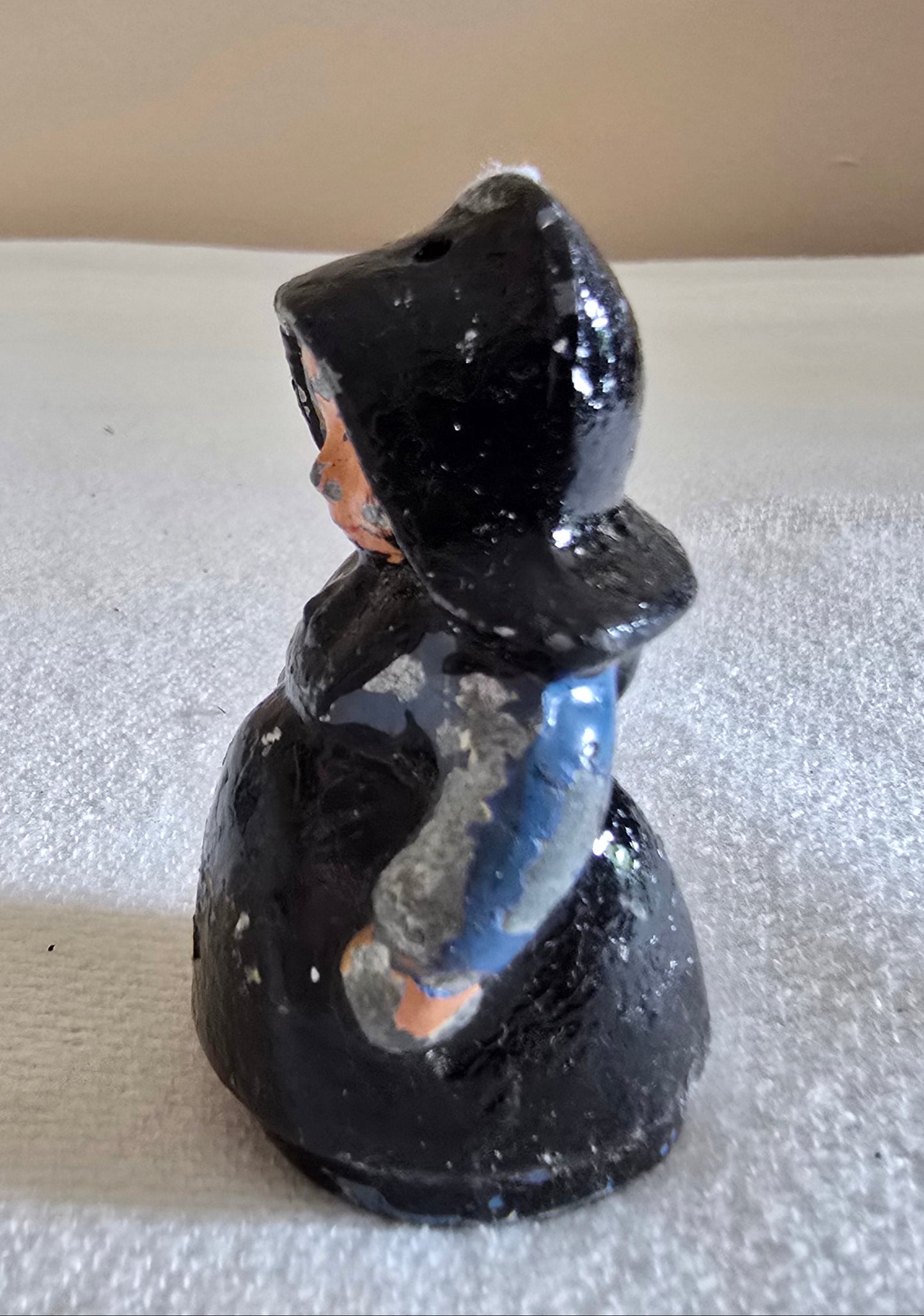 Vintage Cast Iron Amish Salt and Pepper Shakers 2 Pairs Boy and Girl