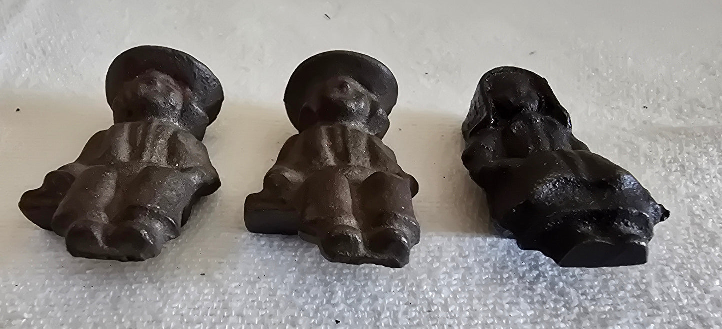 Vintage Set of 3 Cast Iron Pewter Amish Shelf Sitters