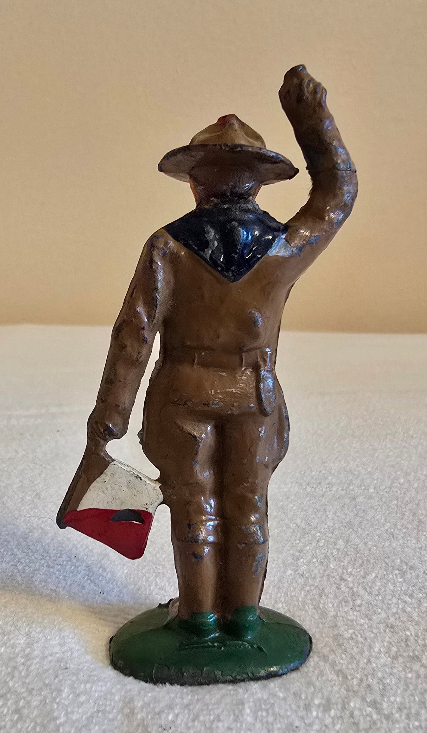 Vintage Manoil Barclay Lead Toy Boy Scout Figurine with Flag #803