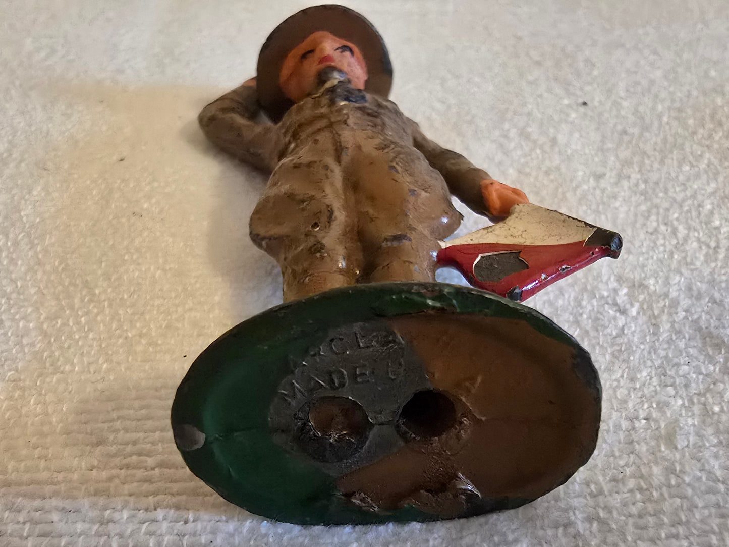 Vintage Manoil Barclay Lead Toy Boy Scout Figurine with Flag #803