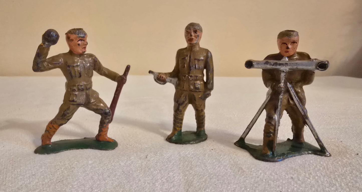 Vintage Manoil Barclay Lot of 3 Lead Toy Soldiers *Missing Helmets*
