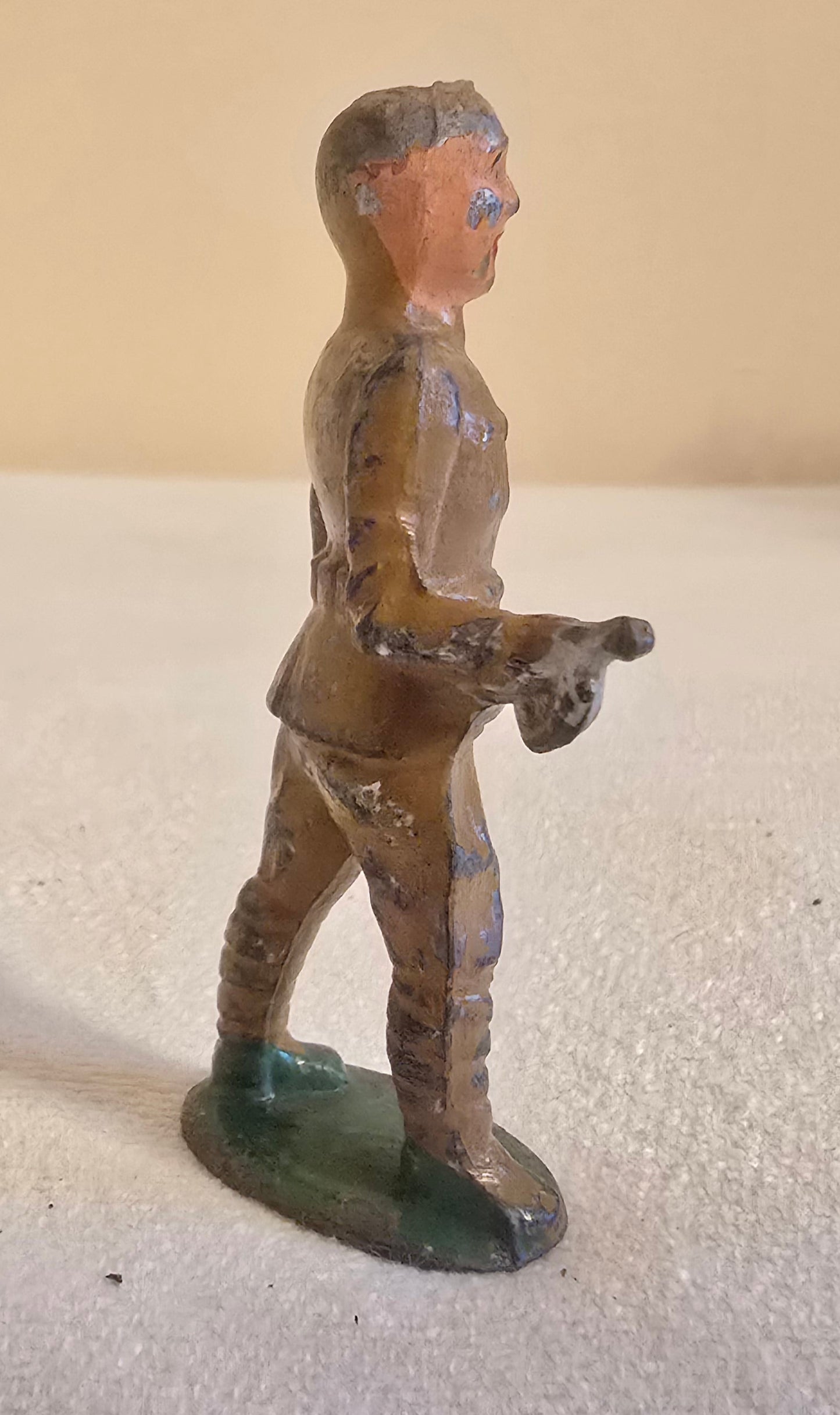 Vintage Manoil Barclay Lot of 3 Lead Toy Soldiers *Missing Helmets*