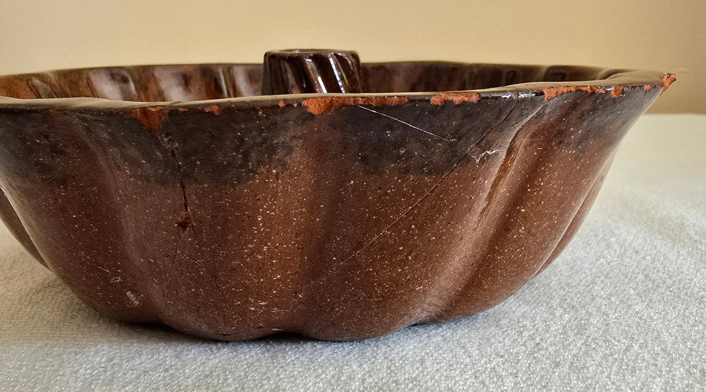 Vintage Redware Turks Head Bundt Pan Cake Mold *AS IS*