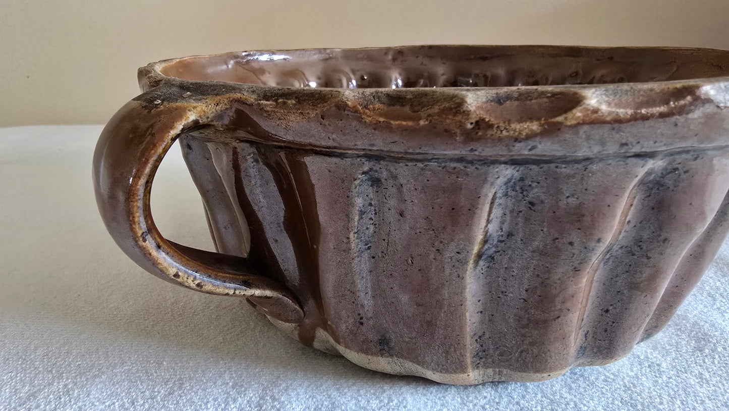 Vintage Redware Turks Head Bundt Pan Cake Mold with Handle 9"