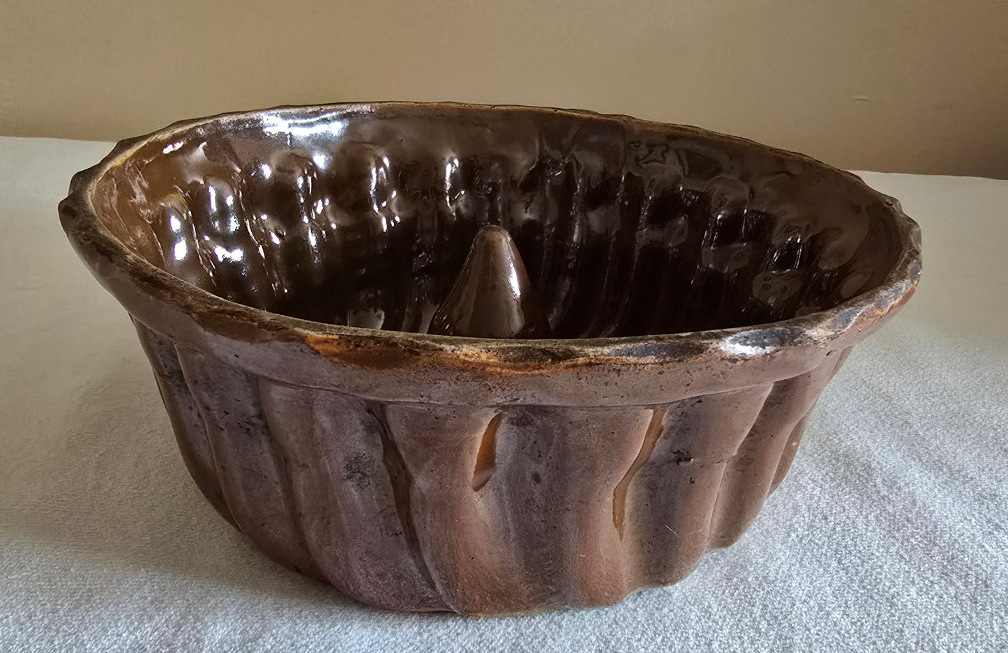 Vintage Redware Turks Head Bundt Pan Cake Mold with Handle 9"