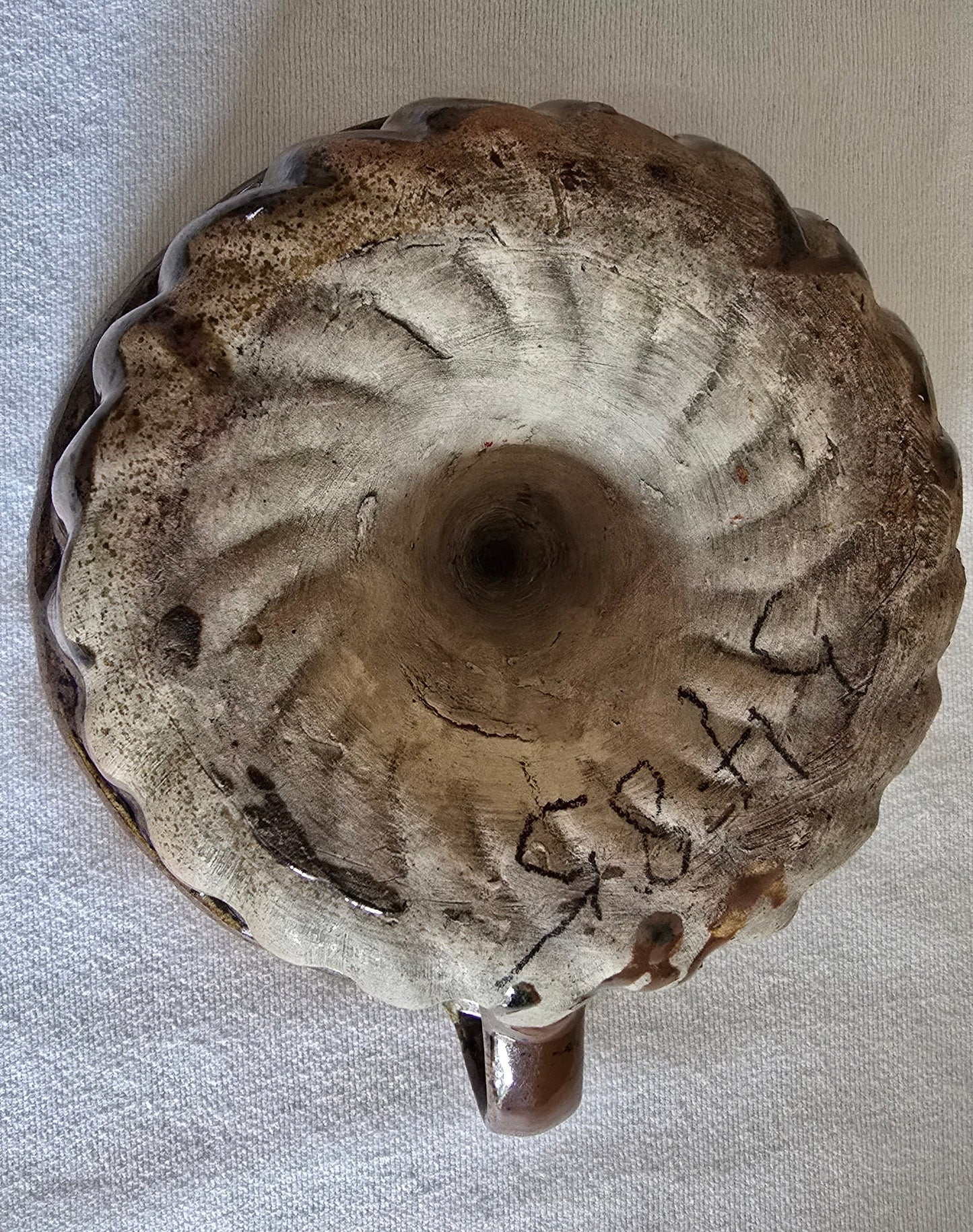 Vintage Redware Turks Head Bundt Pan Cake Mold with Handle 9"