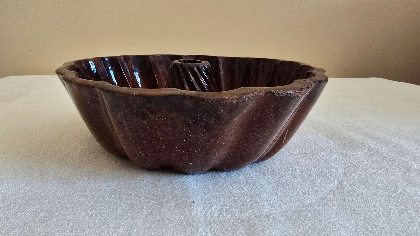 Vintage Redware Turks Head Bundt Pan Cake Mold 9" **AS-IS