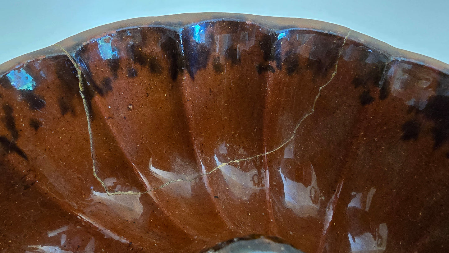 Vintage Redware Turks Head Bundt Pan Cake Mold 9" **AS-IS