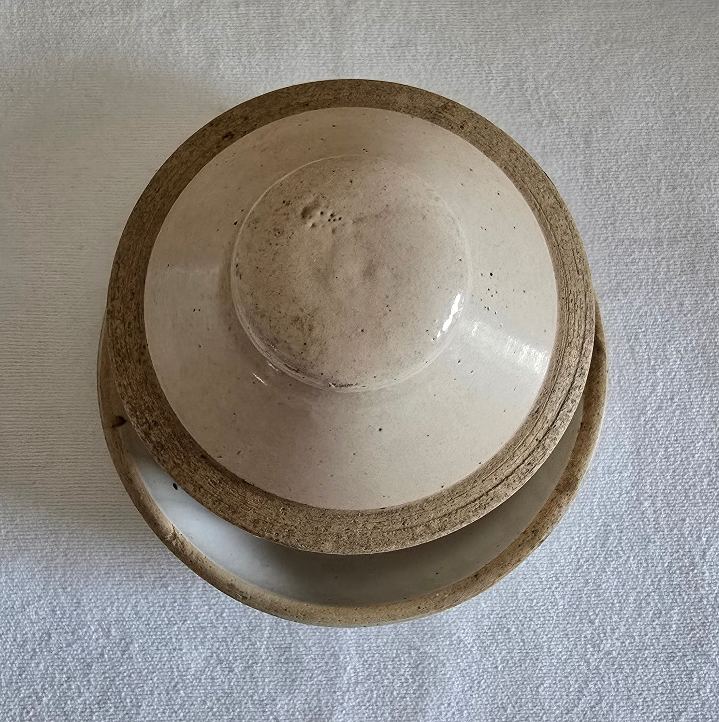 Vintage Stoneware Poultry Chicken Waterer Feeder Crock with Cobalt Blue Chickens with Dish