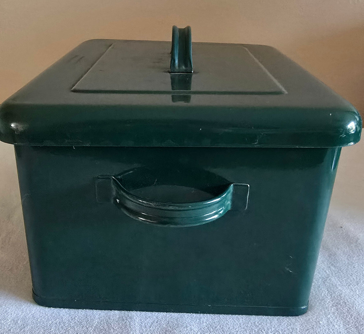 Vintage Green Metal Enamel Bulbs & Seeds Gardening Container Bin with Handles and Lid