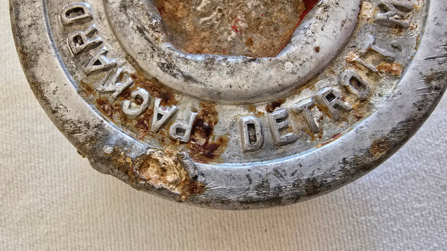 Vintage 1920's Packard Motor Car Co. Screw On Grease Cap Hubcap Center