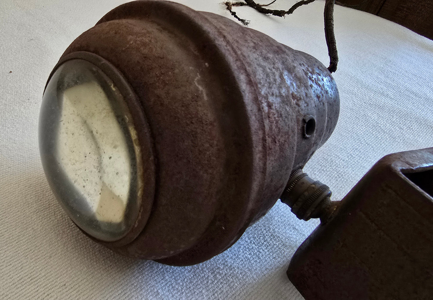 Vintage 1920's Art Deco Desk Lamp Light Bullet Torpedo Fisheye Headboard Reading Lamp