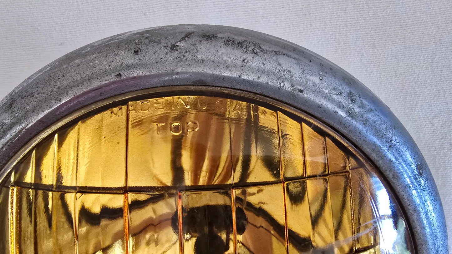 Vintage Yankee Clipper Amber Fog Lamp Light with Mount