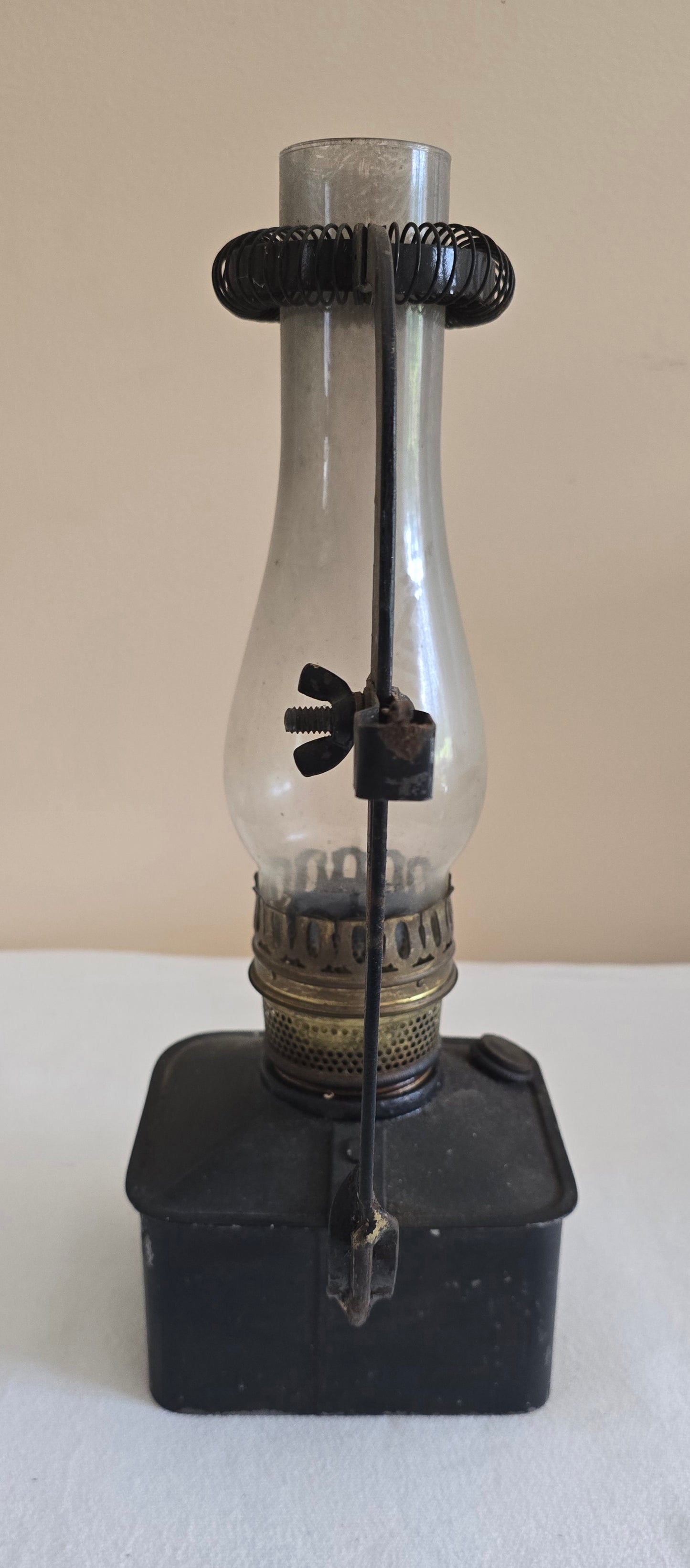 Antique Railroad Caboose Oil Kerosene Lamp Wall Mounted Lantern Light Tin