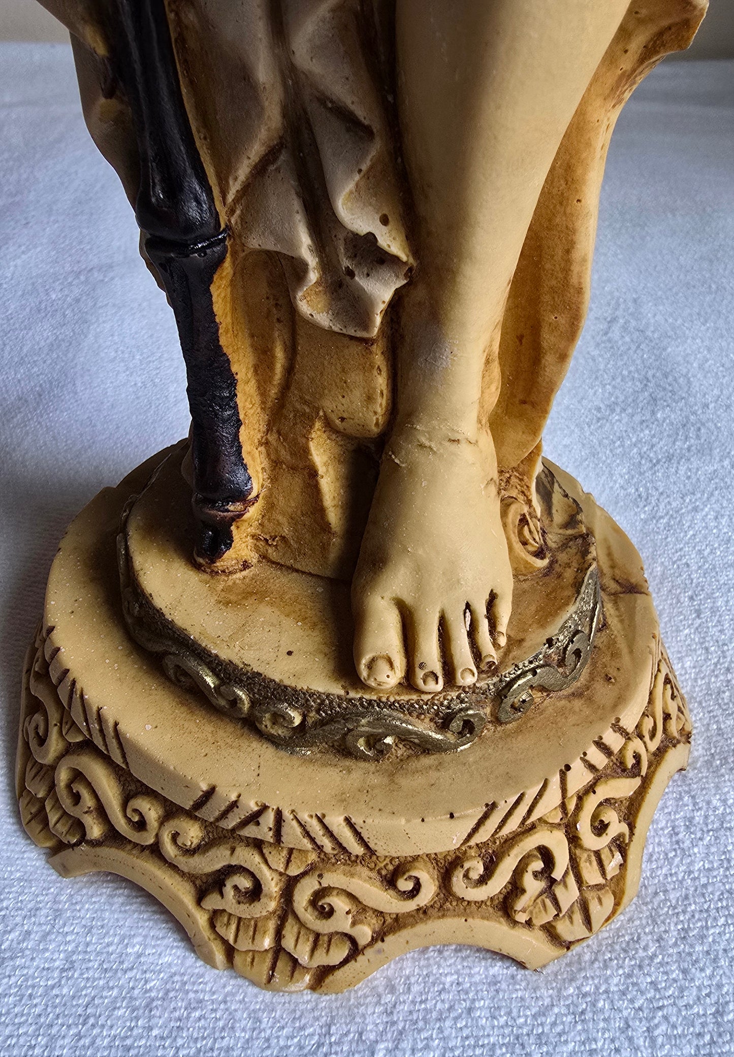Vintage 19" Carved Resin Asian Pair of Chinese Figures Statues Man & Woman