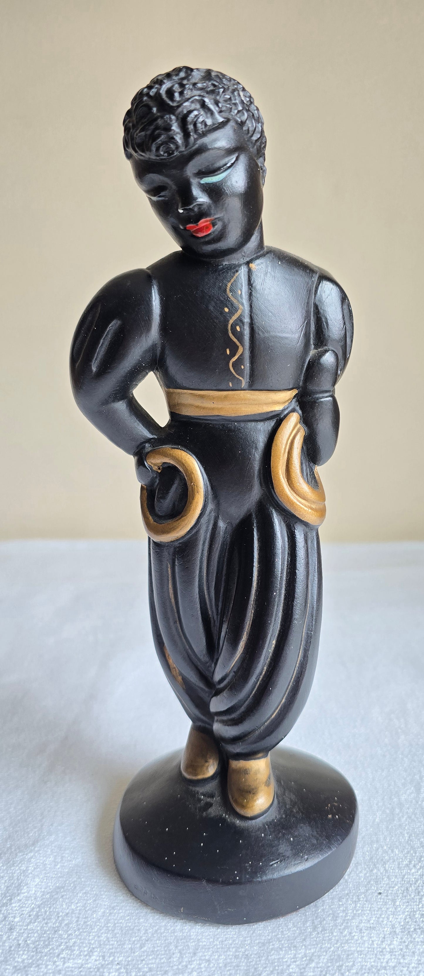 Vintage ABCO Alexander Backer 264/265 Pair African Nubian Chalkware Dancers