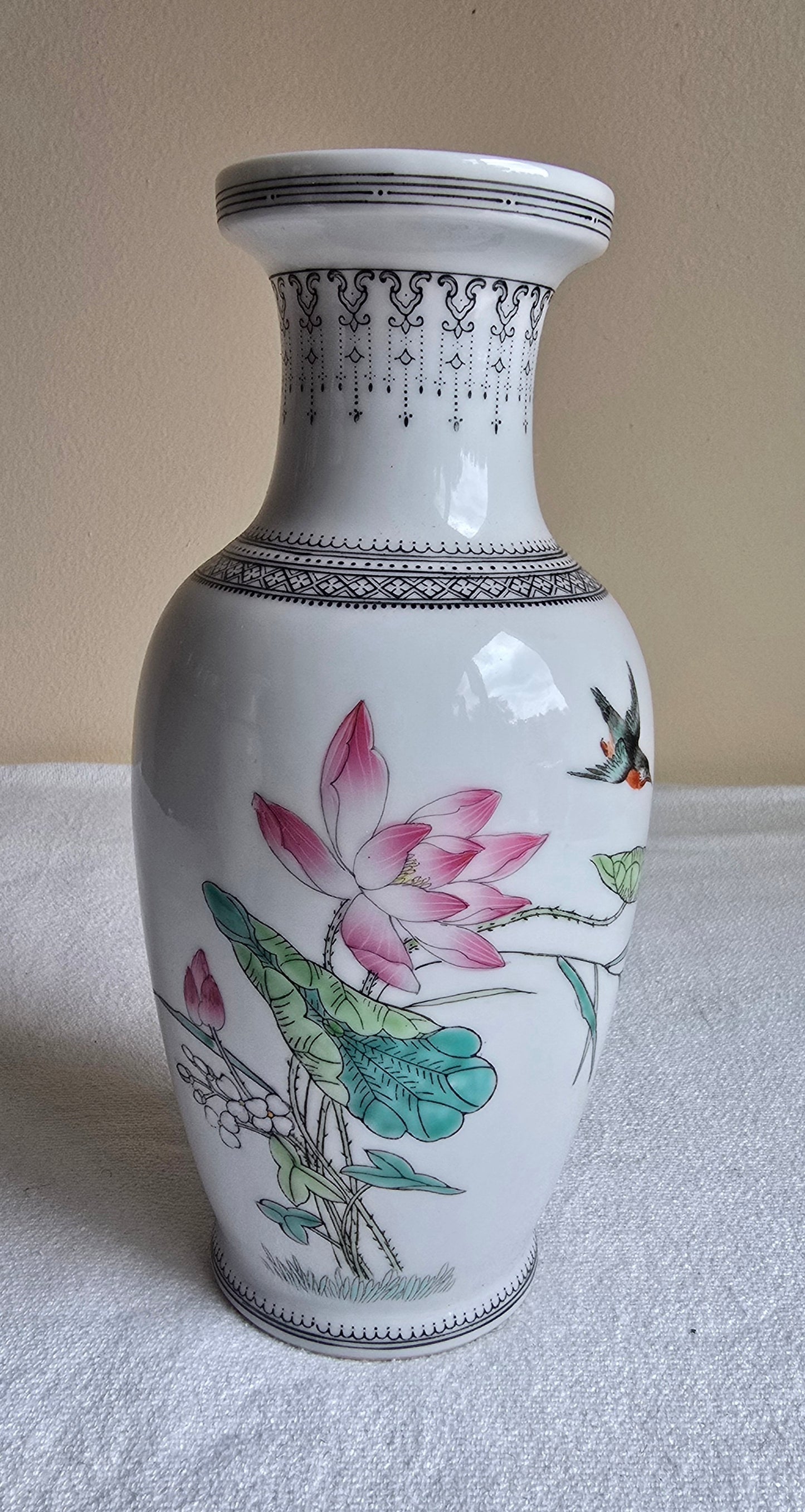 Vintage Asian Chinese Pair of Vases Lotus Flower & Bird Porcelain Hand Painted