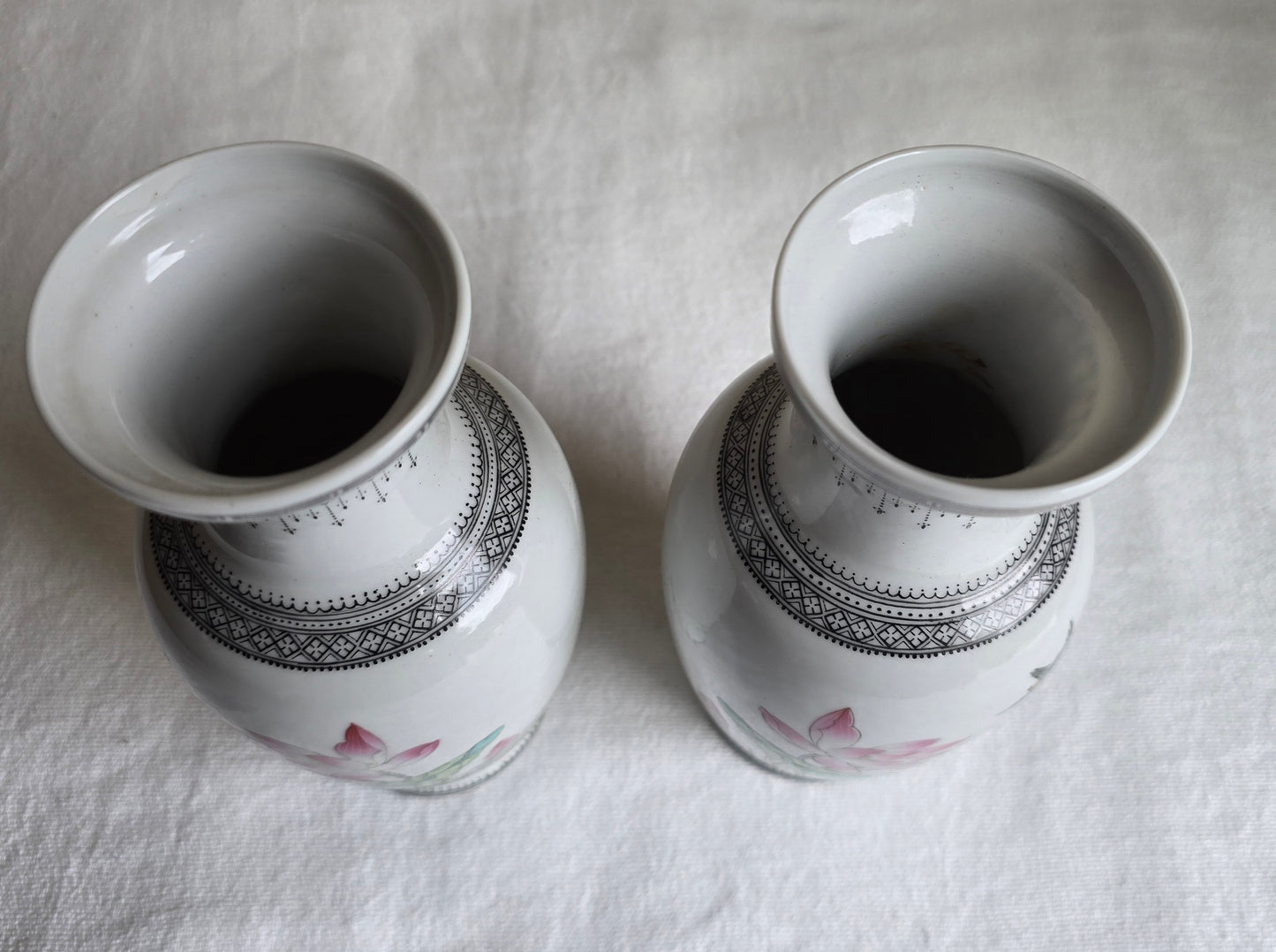 Vintage Asian Chinese Pair of Vases Lotus Flower & Bird Porcelain Hand Painted
