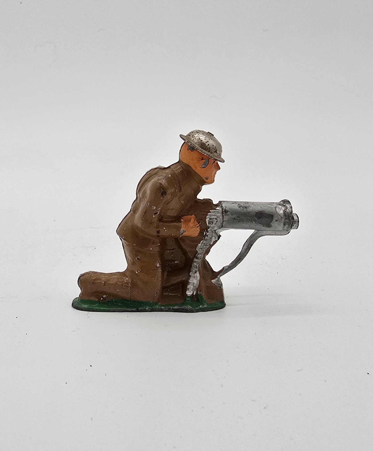 Vintage Barclay Manoil Lead Toy Soldier Kneeling with Anti Tank Machine Gun