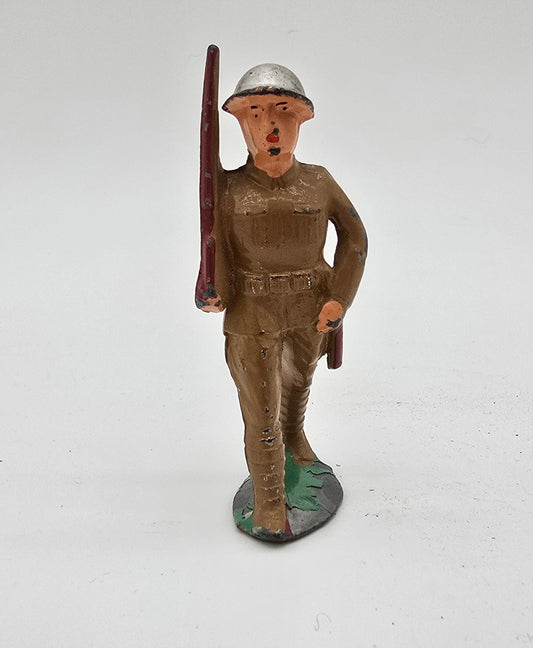 Vintage Barclay Manoil Lead Toy Soldier Marching with Red Gun & Sword No. 8