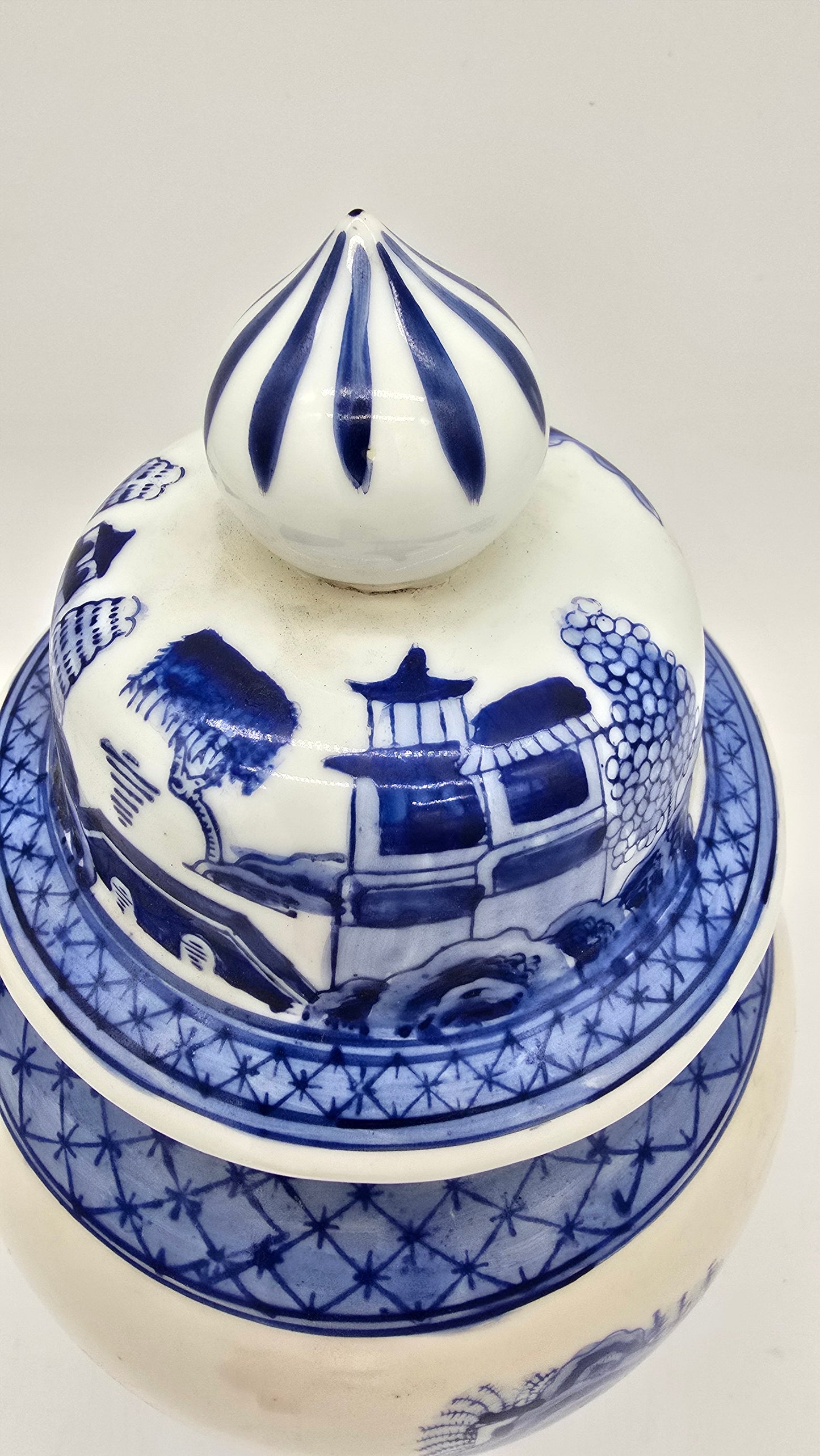 Vintage Seymour Mann Hong Kong Old Canton Hand Painted Blue & White Porcelain Ginger Jar