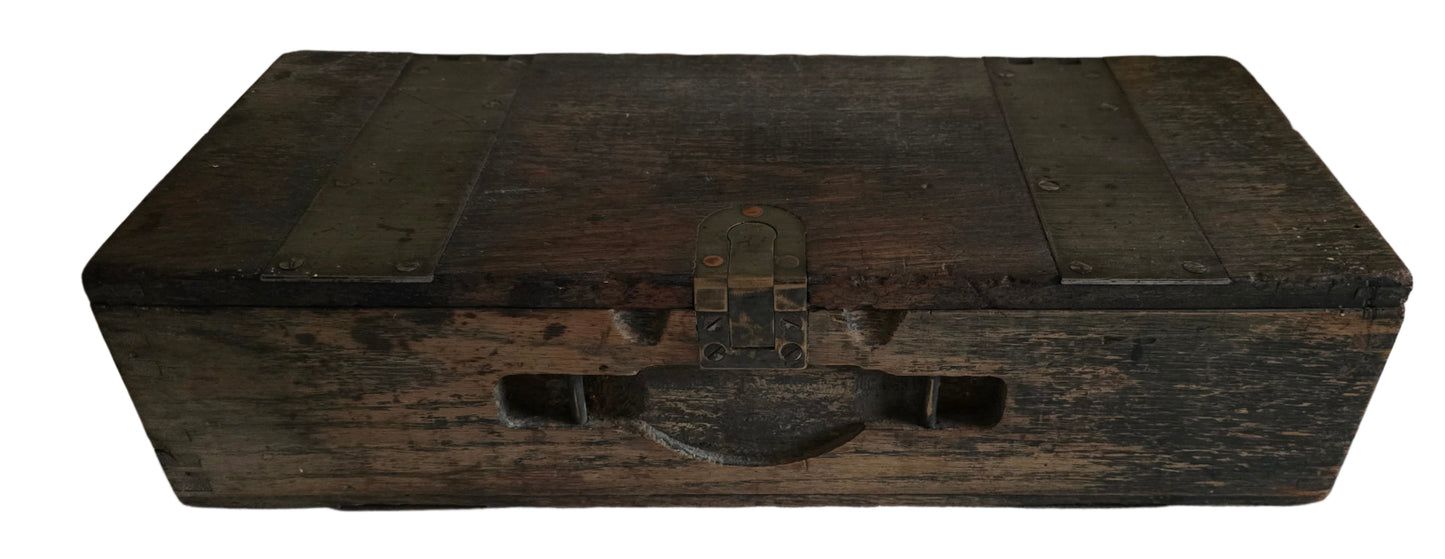 antique wwi ammo box m1909 benet mercie lmg 
