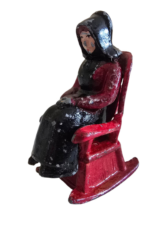 vintage amish woman on rocking chair salt and pepper shakers
