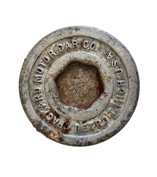 vintage packard motor car co grease cap screw on hubcap center